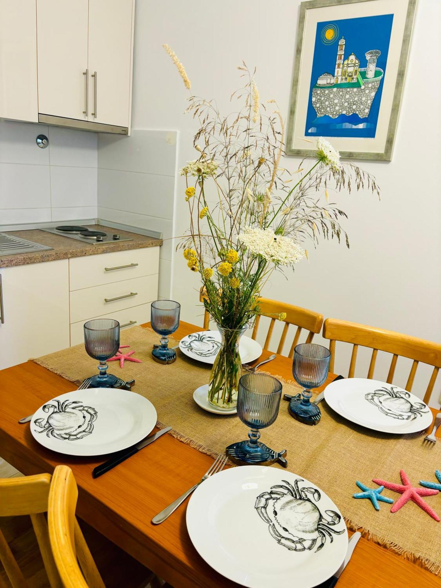 Apartment Sunny Elza 2 Хвар Екстериор снимка
