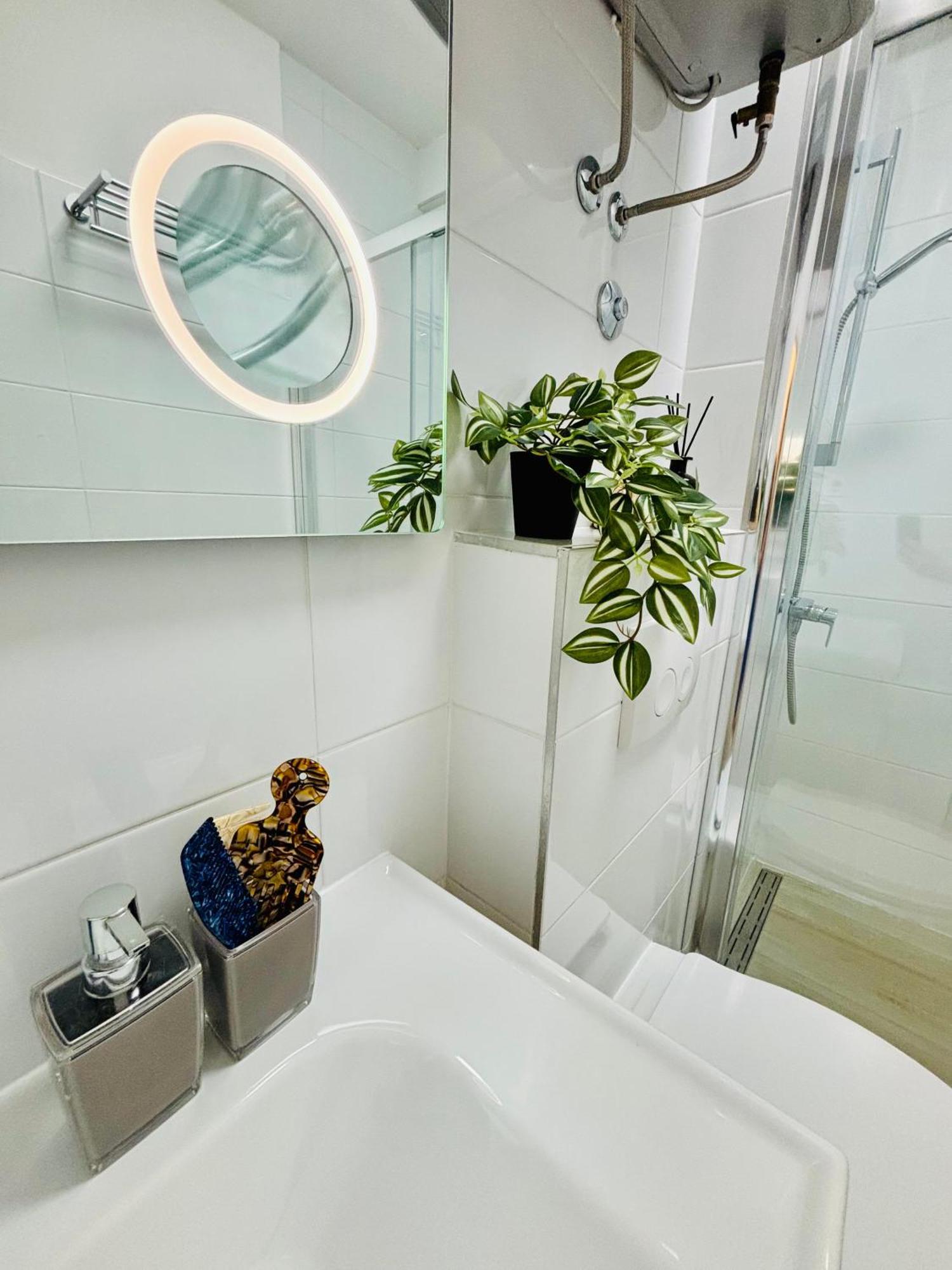 Apartment Sunny Elza 2 Хвар Екстериор снимка