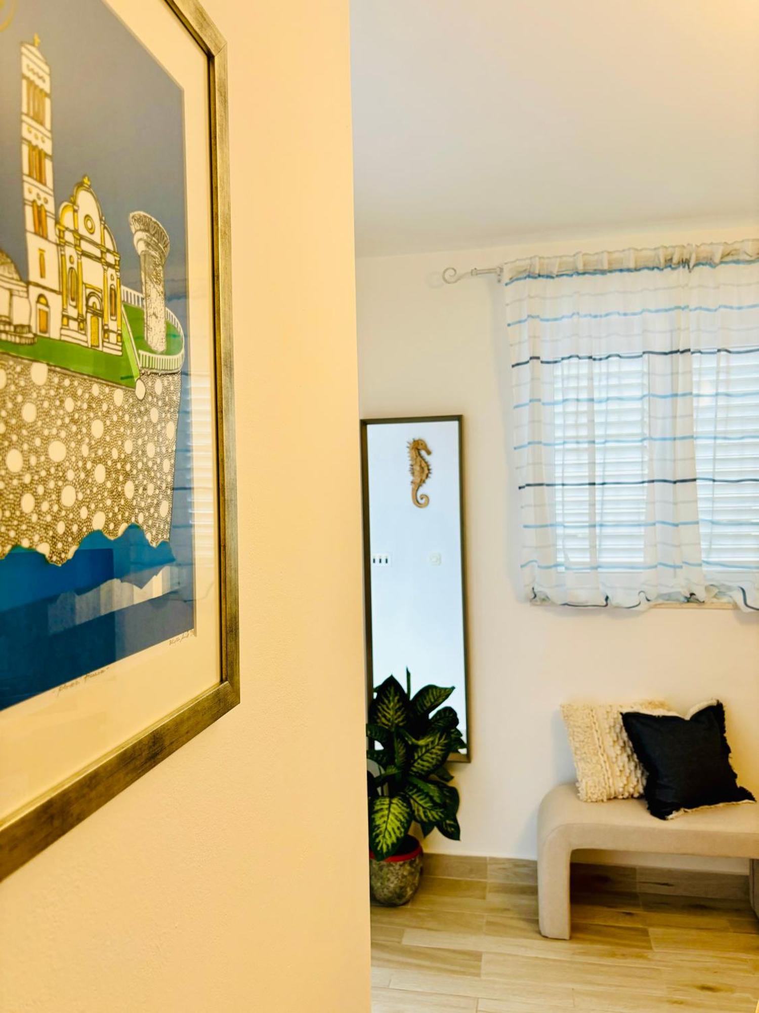 Apartment Sunny Elza 2 Хвар Екстериор снимка