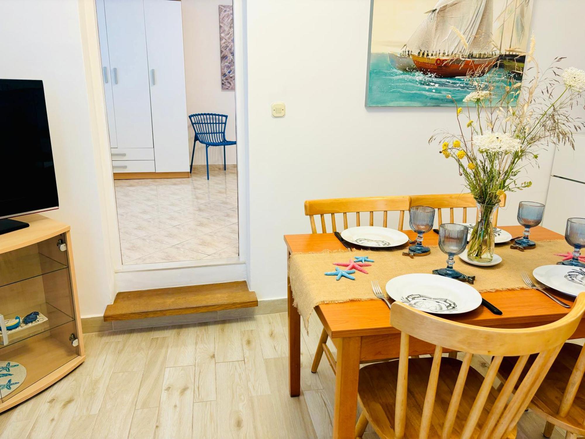 Apartment Sunny Elza 2 Хвар Екстериор снимка