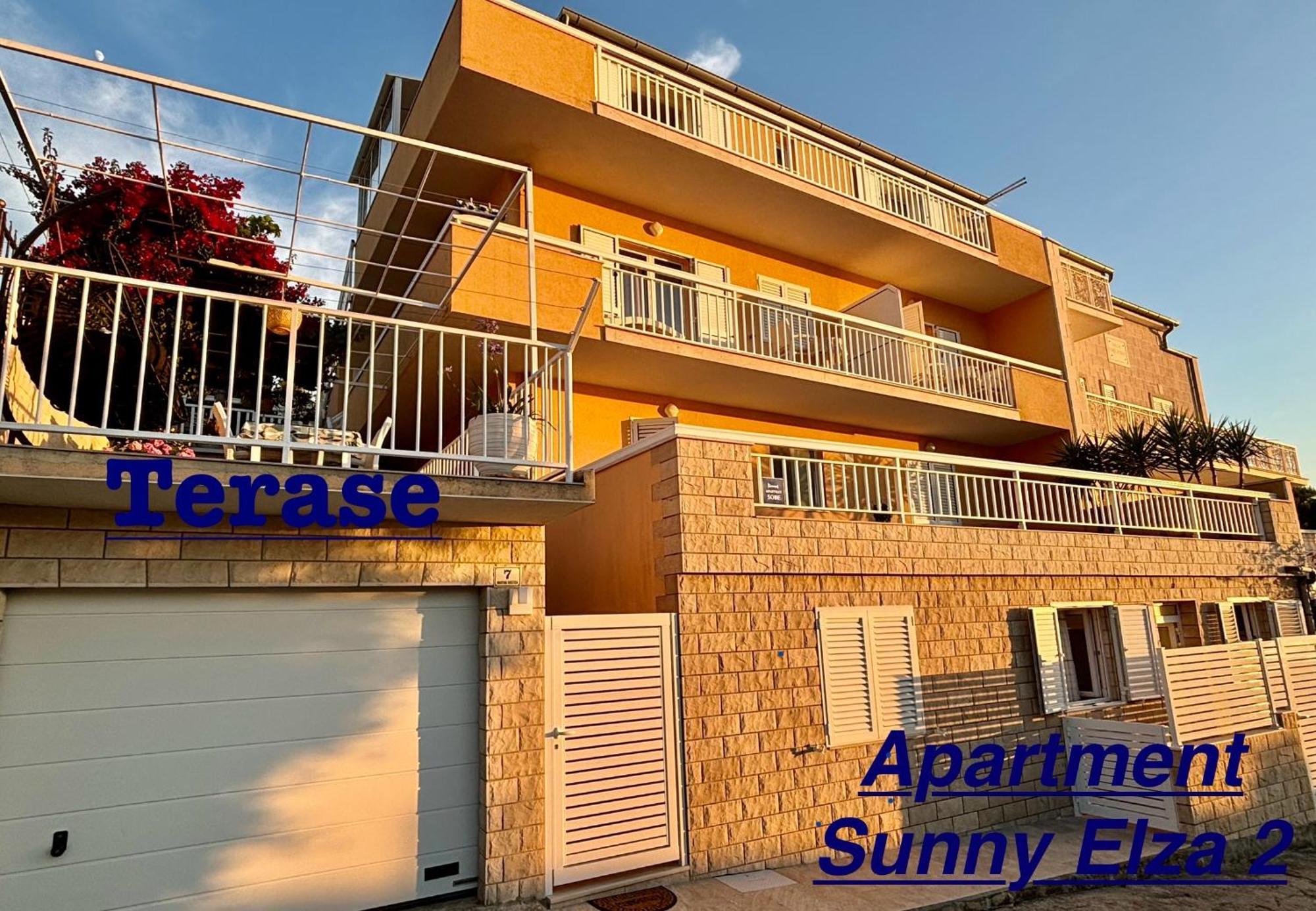 Apartment Sunny Elza 2 Хвар Екстериор снимка