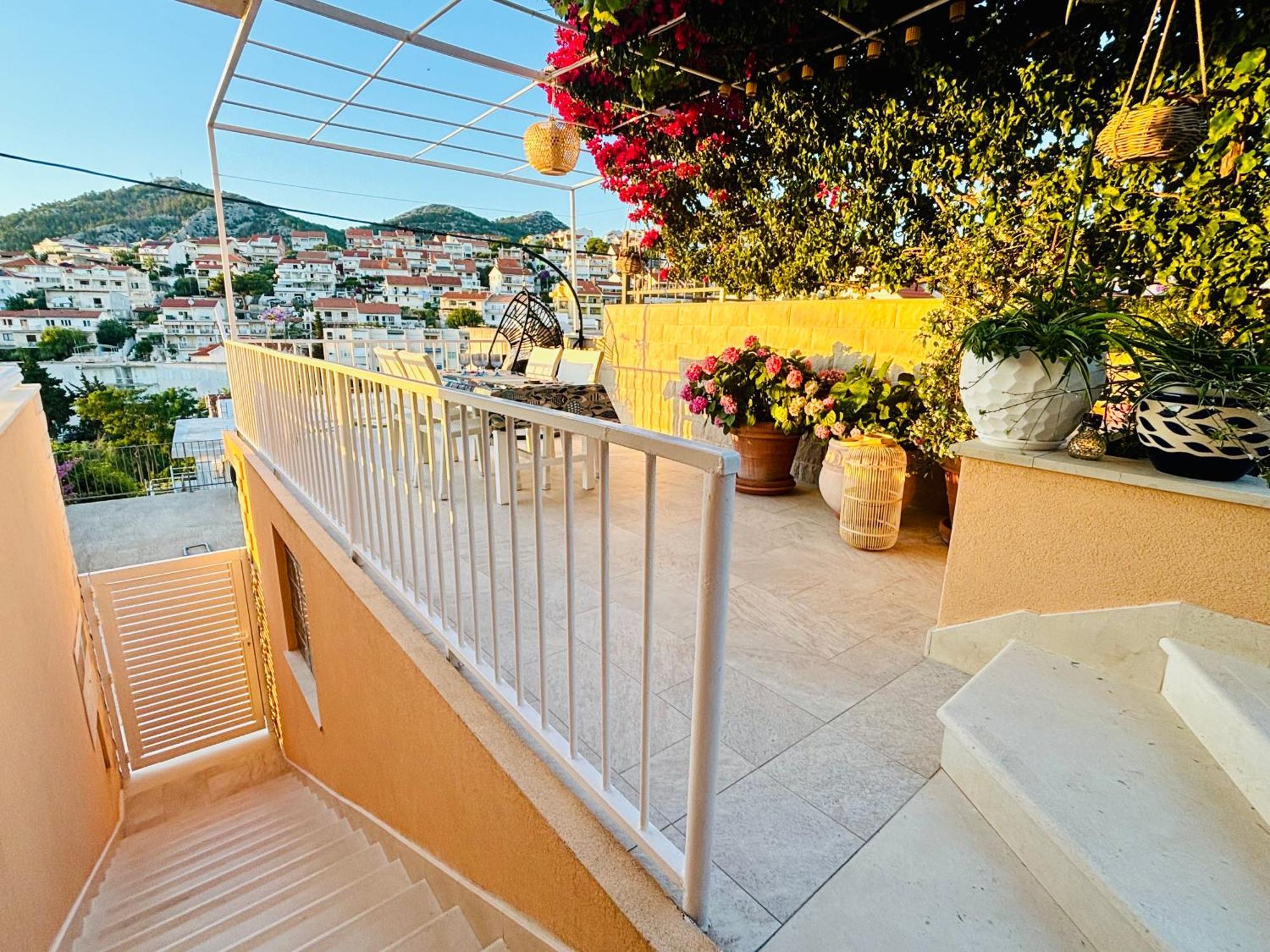 Apartment Sunny Elza 2 Хвар Екстериор снимка